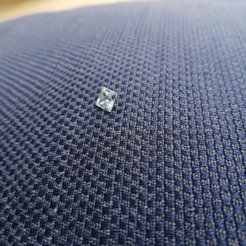 Loose Lab-Created Princess Cut Diamond - Picture 9 of 10